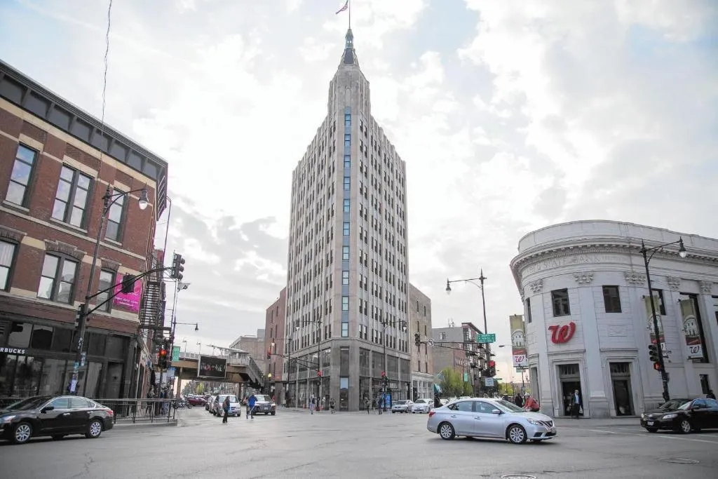 The Robey Hotel at the North, Milwaukee and Damen 6-way intersection in Wicker Park